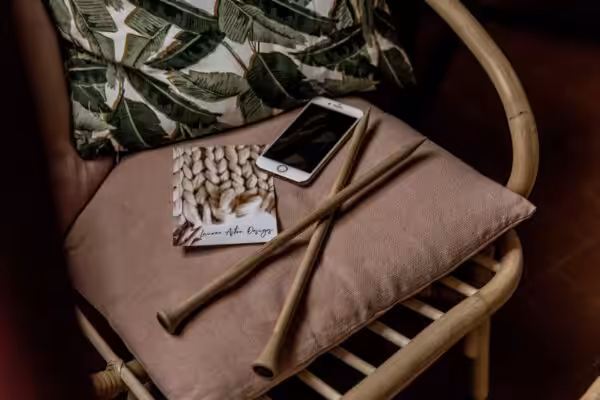 A phone and simple set up to boost blogging SEO through social media.
