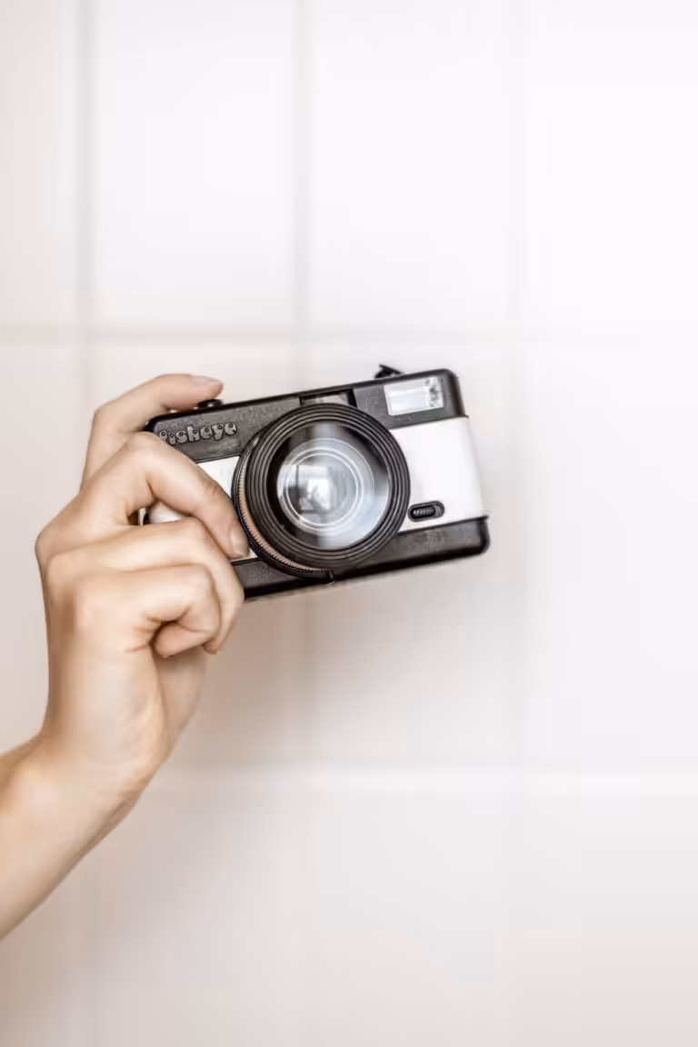 camera-2208-Studio-Cotton-5714