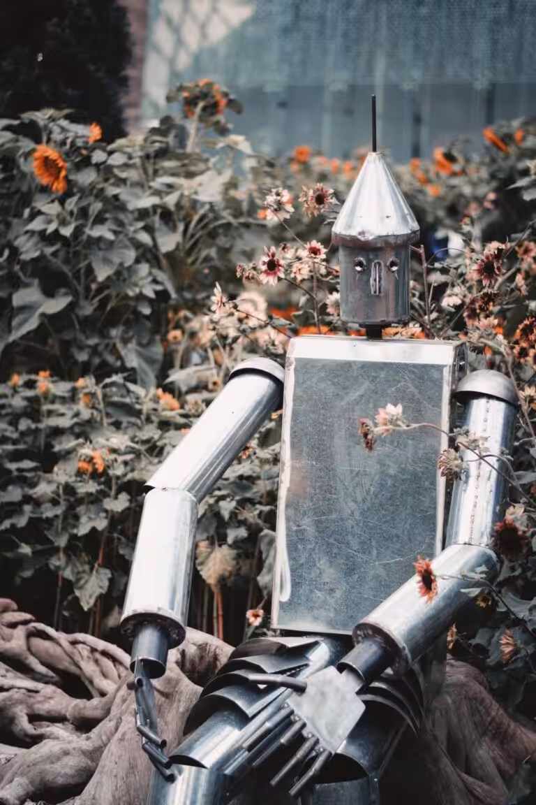old-timey-robot-tinman-in-flowers