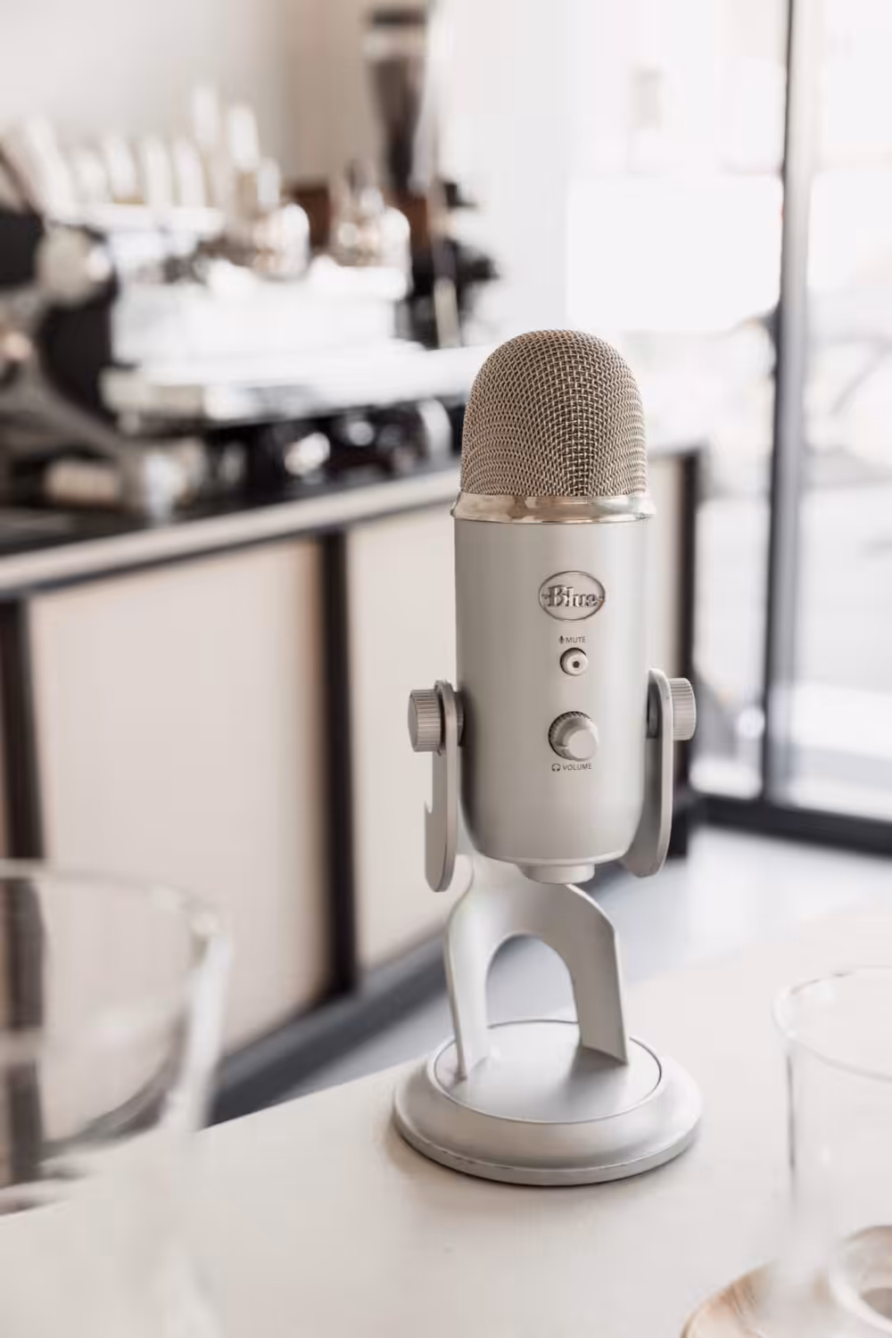 Studio Cotton microphone in Greytone Coffee, Bristol.