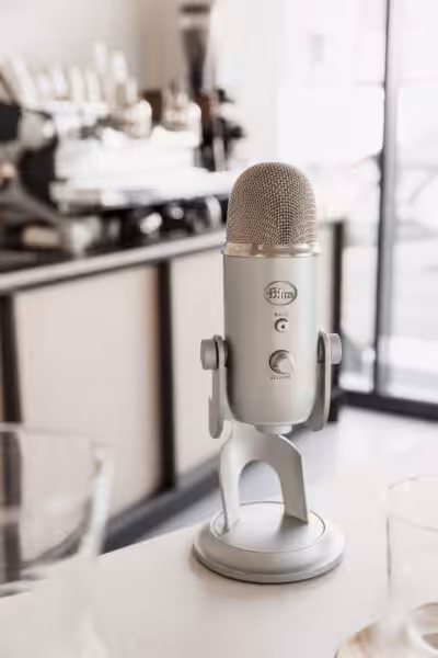 Studio Cotton microphone in Greytone Coffee, Bristol.