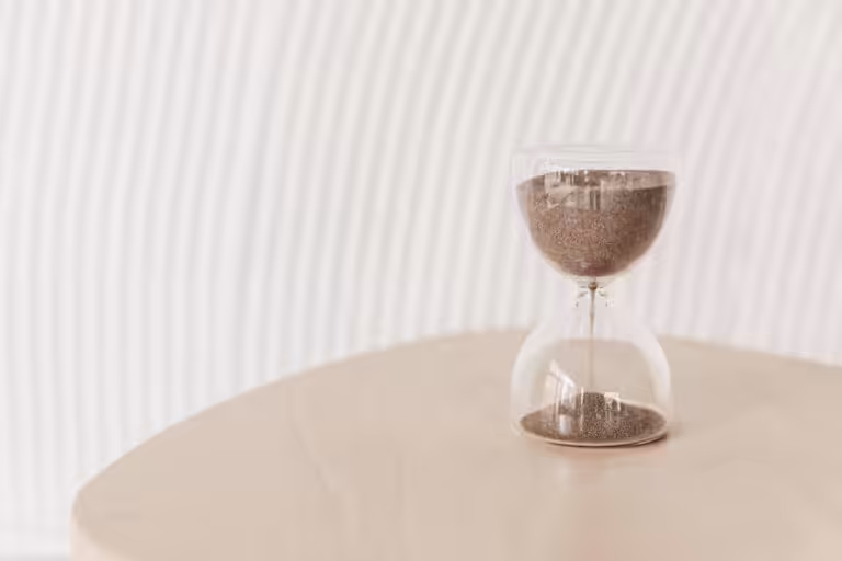 Studio Cotton sand timer.