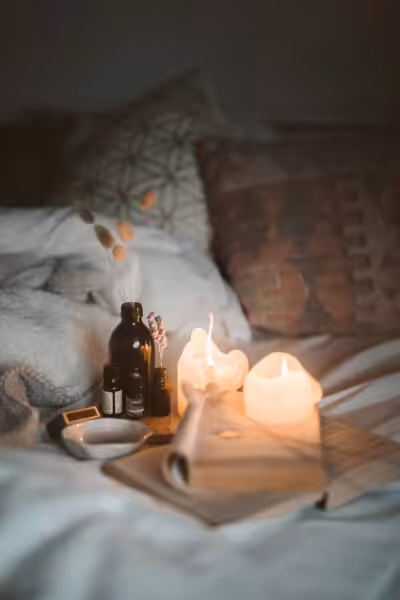 Studio-Cotton-nights-in-UK-blog-content